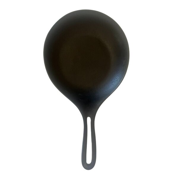 Iwachu Nambu Tekki Cast Iron Omelette Pan 22cm Japan - Picture 2 of 8